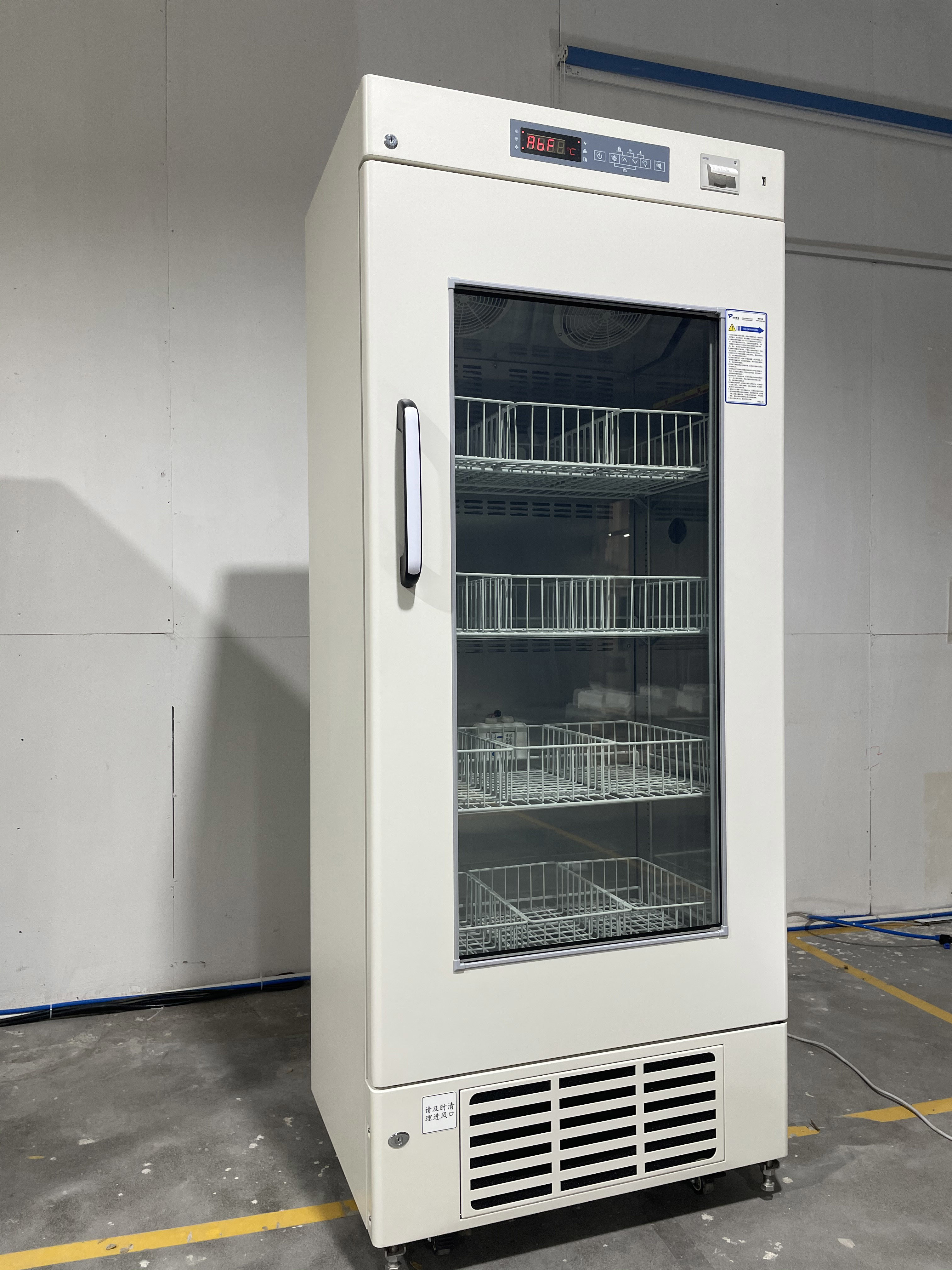 PROMED Blood Bank Refrigerators With Foaming Glass Door 368L